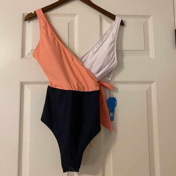 Cupshe Side-tie Colorblock Swimsuit - Picture 2 of 5